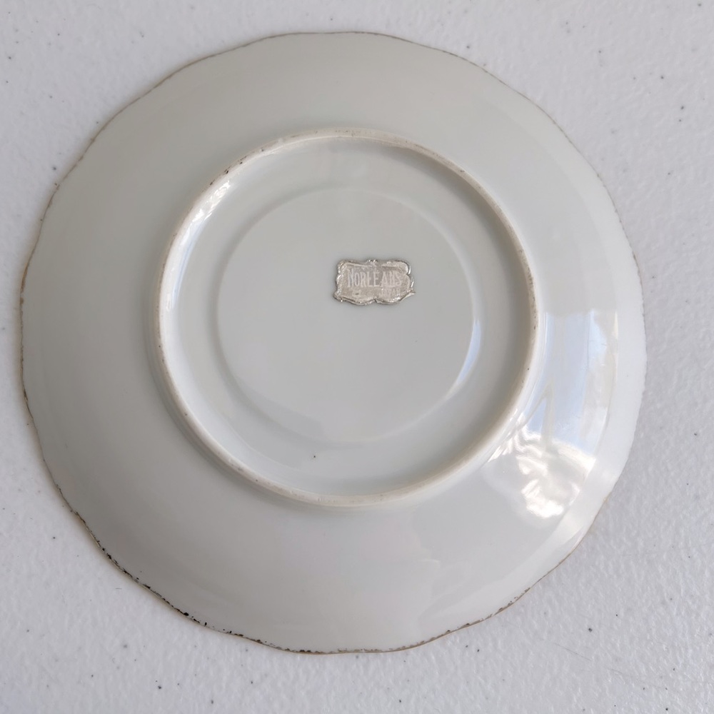 Norleans Japan Floral Teacup & Saucer Set - Picture 6 of 11